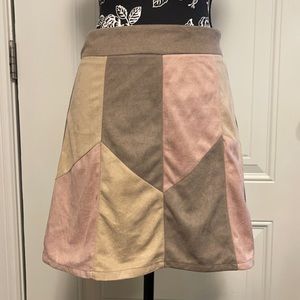 Bungalows Skirt